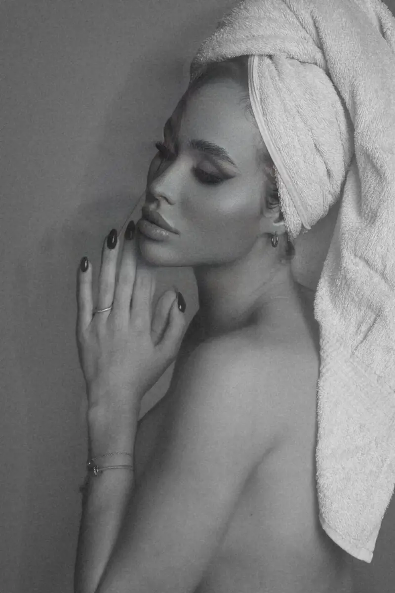 Lana   escort in Dubai