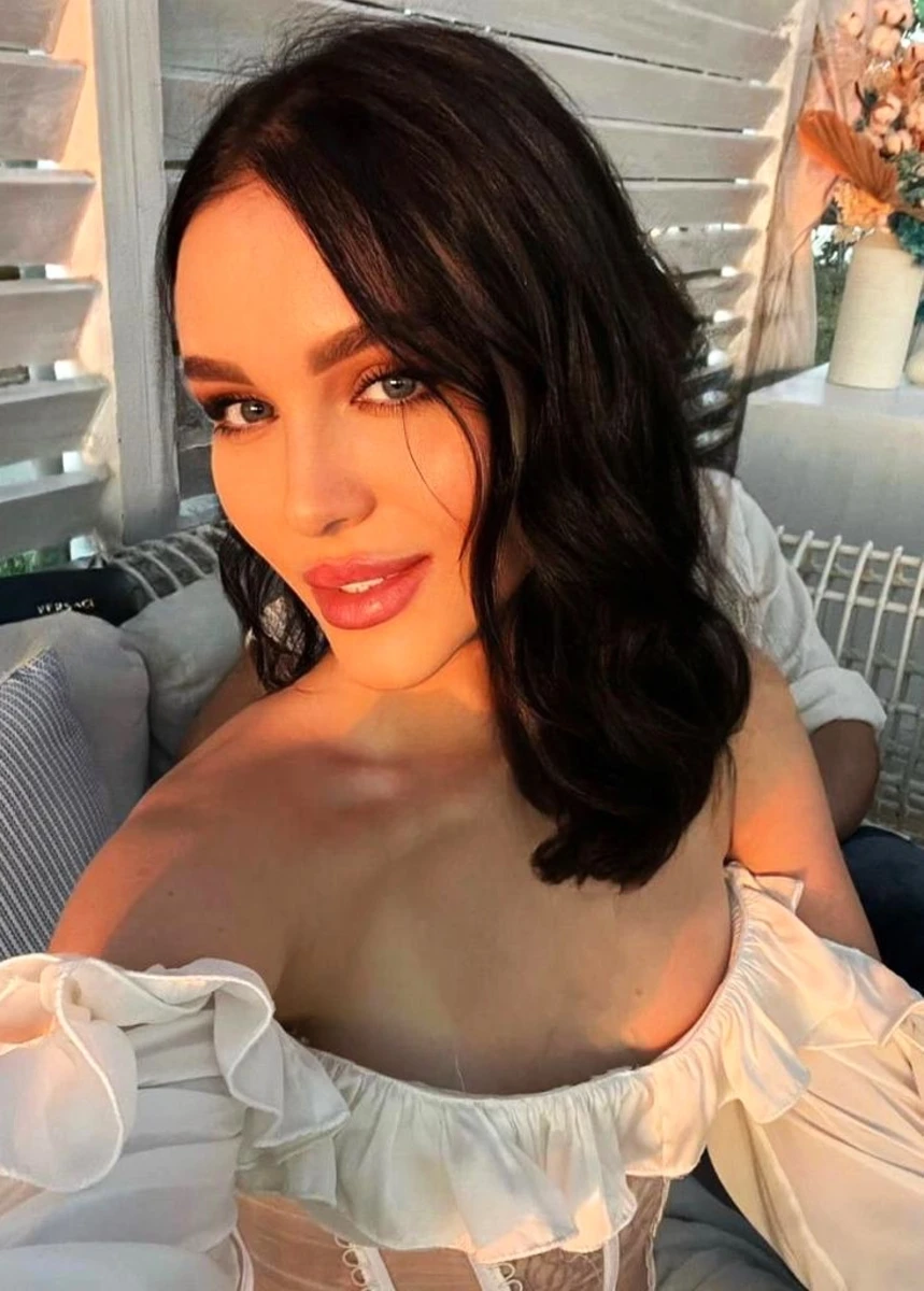 Lina escort in Dubai