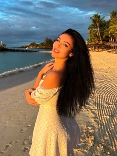 Lina escort in Dubai