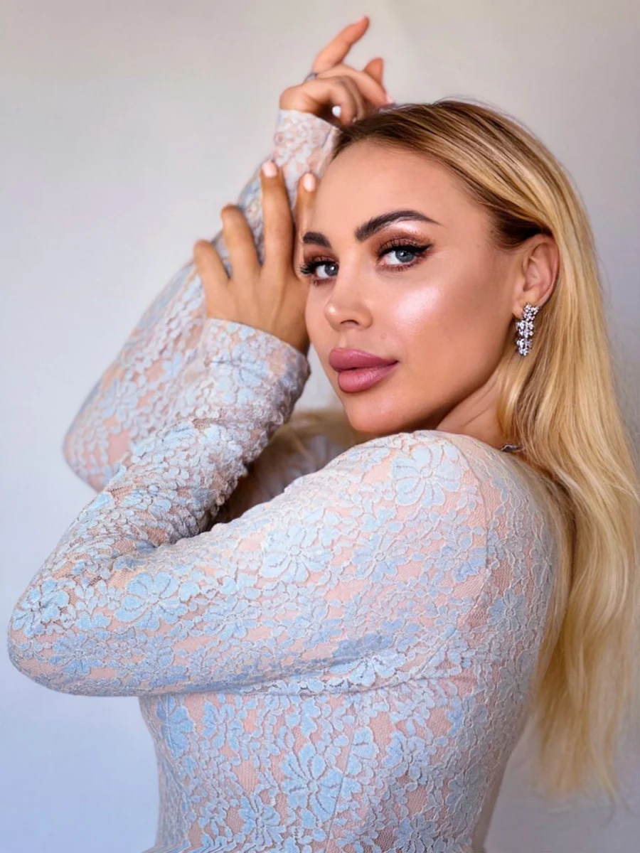 Nastya escort in Dubai