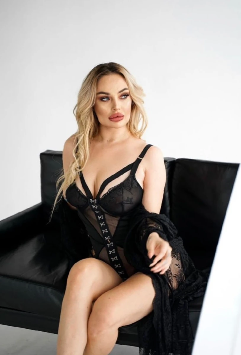 Sasha escort in Dubai